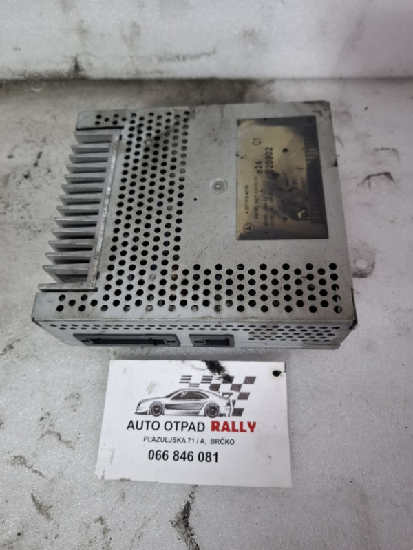 POJACALO RADIO MERCEDES S W221 A2218704689