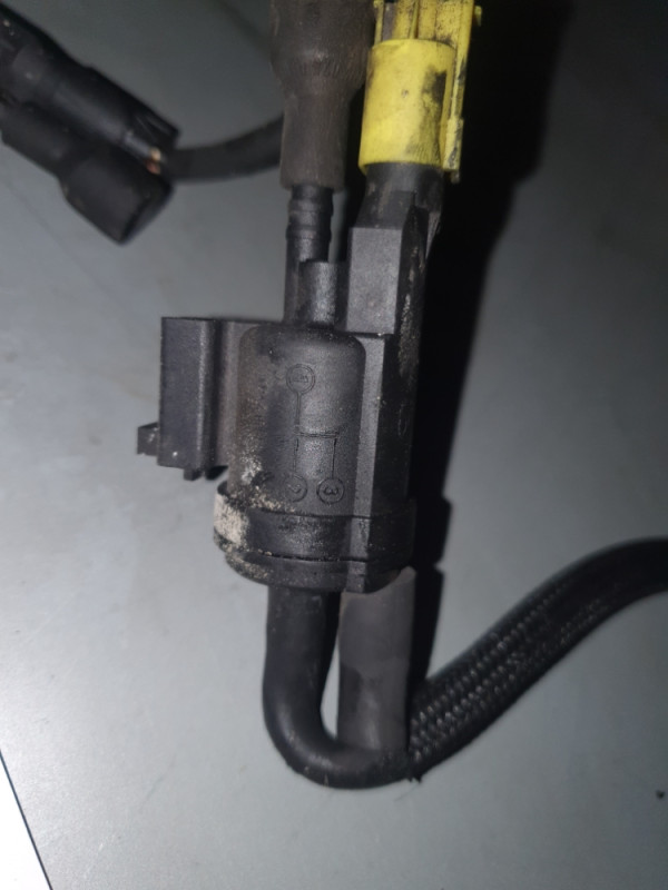 Vakum ventil Mercedes E w212 w204 sprinter 651 0025401497