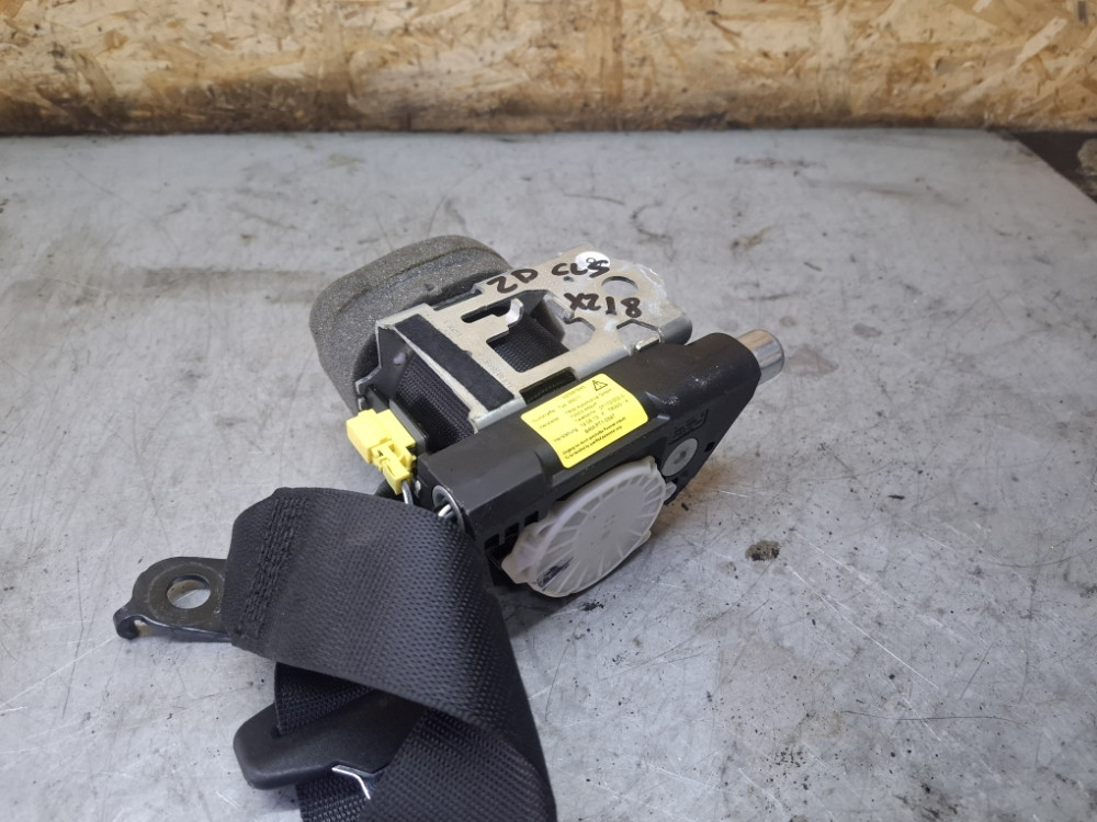 SIGURNOSNI POJAS ZADNJI DESNI MERCEDES CLS W218 X218 33056784C