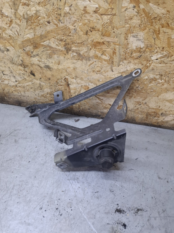NOSAC BLATOBRANA LIJEVI BMW 7 F01 F02 7184179