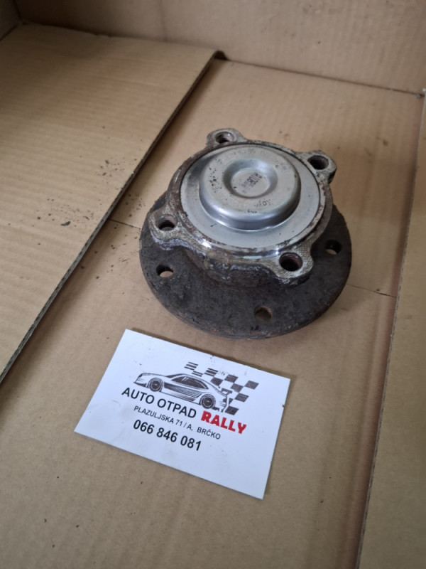 LEZAJ TOCKA PREDNJI BMW 3 E90 E91 E92 6765155 6765157