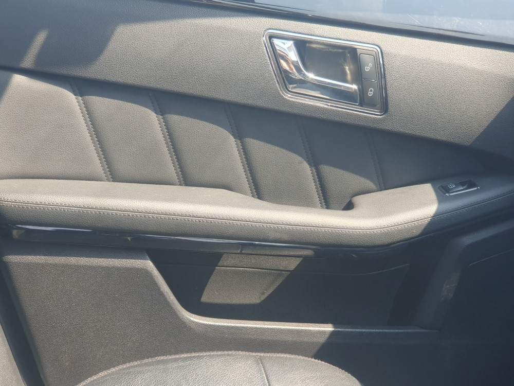 Enterijer Sijedista KOZNA MERCEDES E W212 LIMUZINA