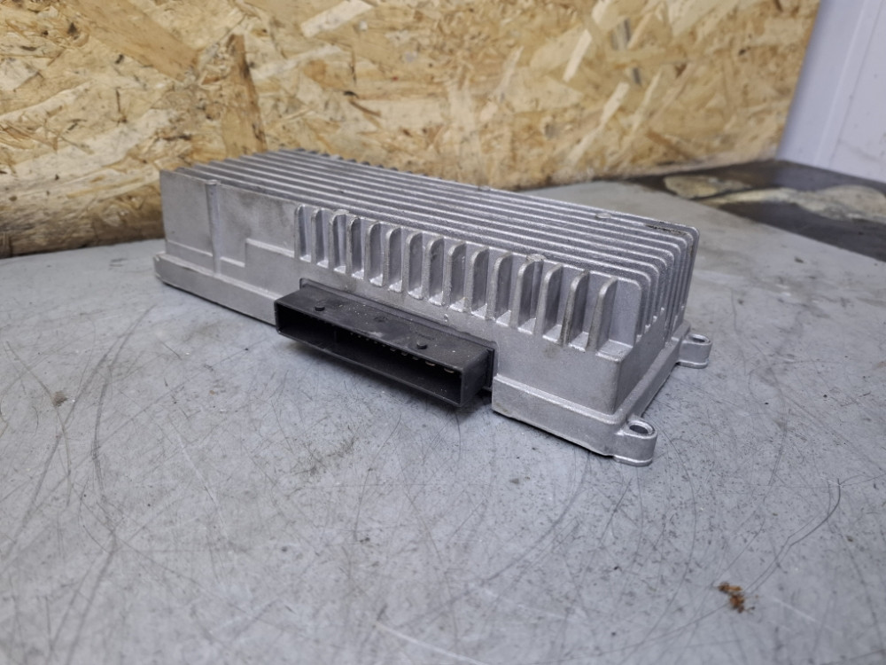 POJACALO AUDI Q5 8R 8R0035223F