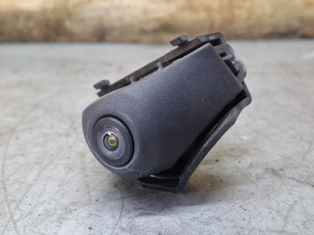 KAMERA U BRANIKU PREDNJEM AUDI Q7 4M 4MO853795B