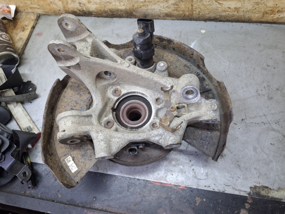 GLAVCINA RUKAVAC ZADNJI LIJEVI VW TOUAREG 7P 7P0609615