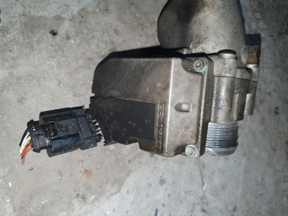 Klapna GASA VW AUDI A6 4f a4 b7 Q7 3.0 TDI
