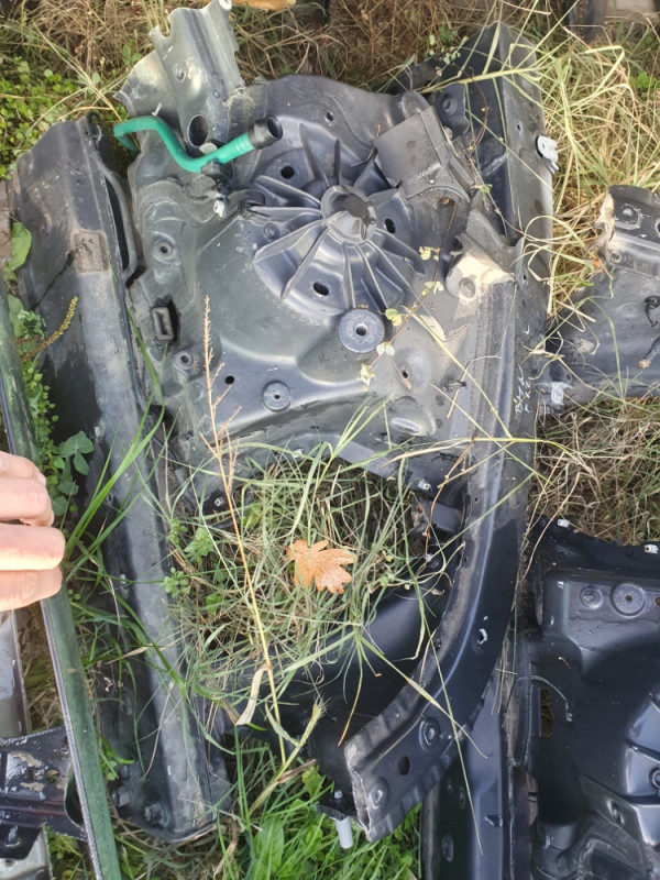 KRAK KRILO LIJEVI PREDNJI BMW 6 F12 F13 F06