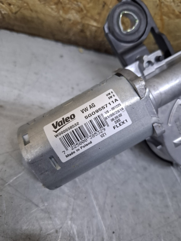 MOTOR MOTORIC BRISACA ZADNJI VW PASSAT B8 5G0955711A