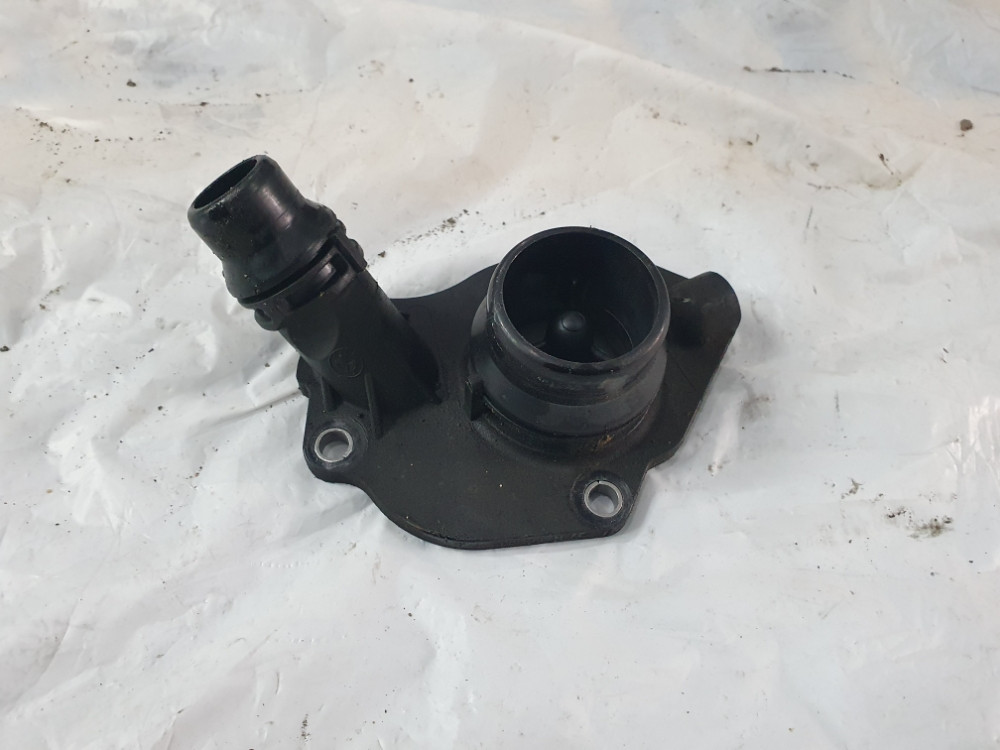 KUCISTE TERMOSTATA RACVA VODE BMW F20 F31 F25 F10 N47