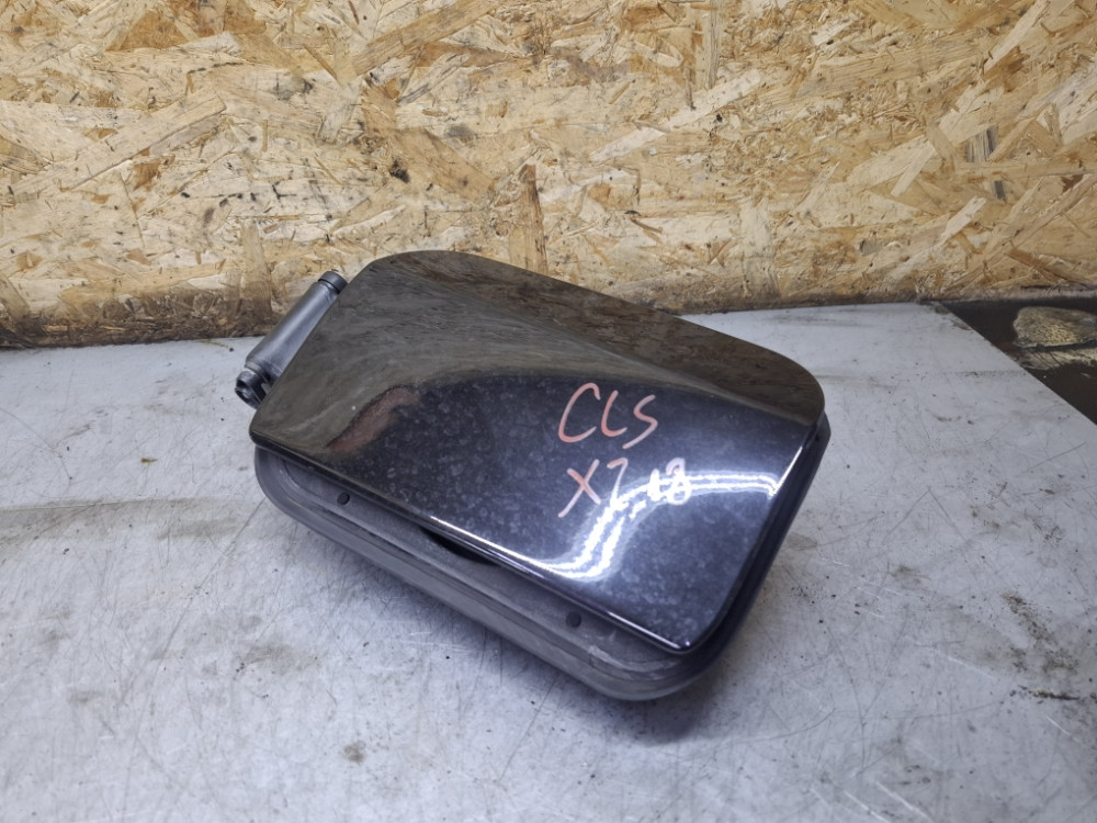 POKLOPAC REZERVOARA REZERVARA MERCEDES X218 CLS A0005846517