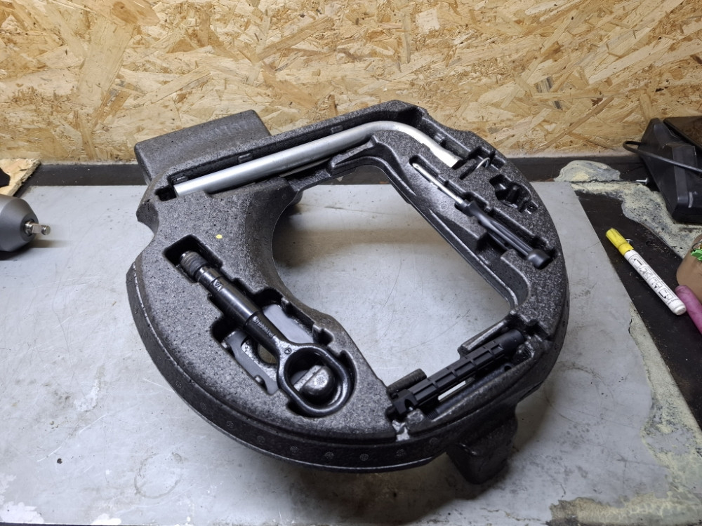 SET OPREME AUDI A7 2011- 4G0012109A