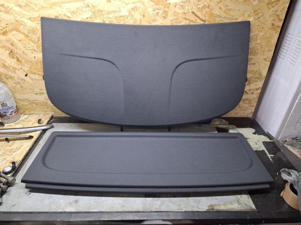 POLICA DASKA GEPEKA ROLETNA AUDI A7 2011- 4G8867771