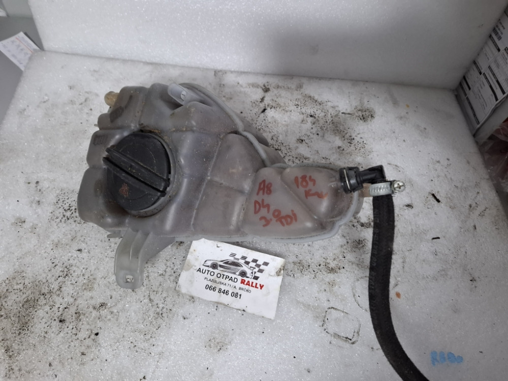 BOCA VODE POSUDA AUDI A8 D4 3.0 TDI