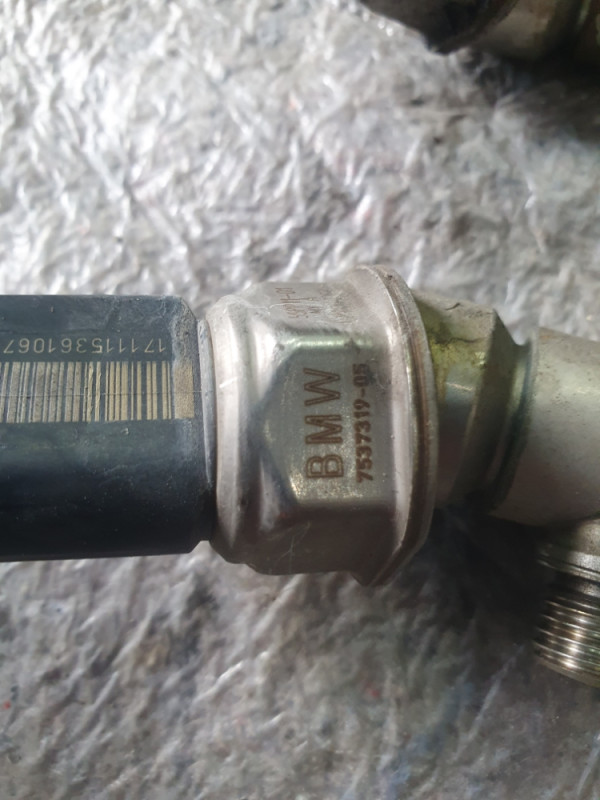 Senzor PRITISKA GORIVA BMW N63 5.0i F10 F01
