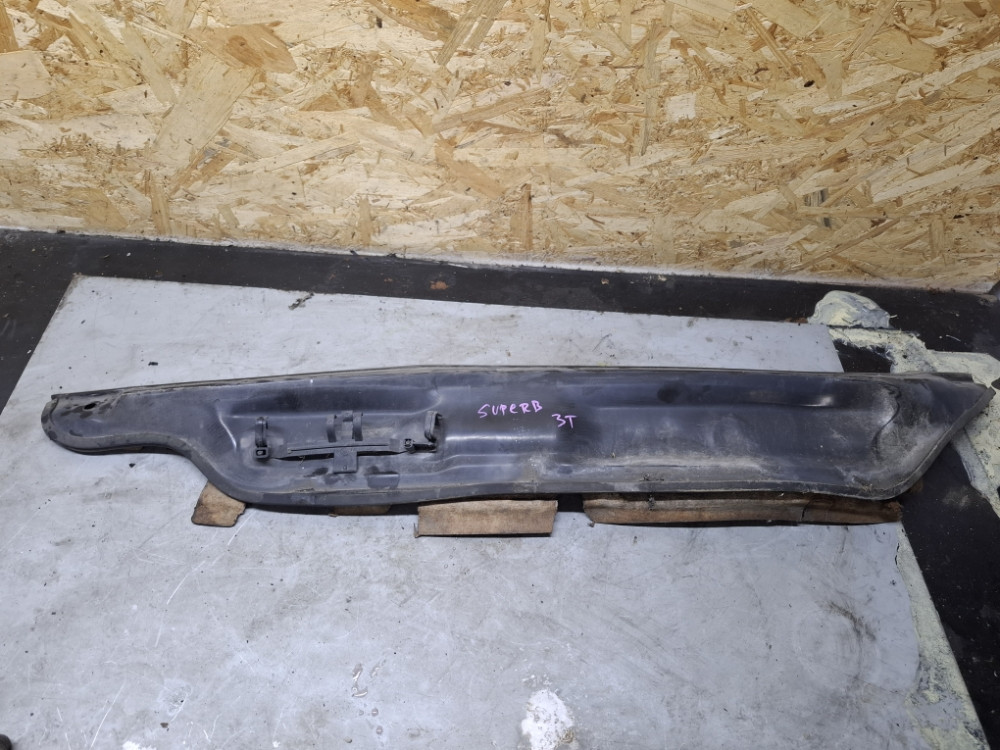 ZASTITA LIM ISPOD HAUBE SKODA SUPERB 3T 1K0805275