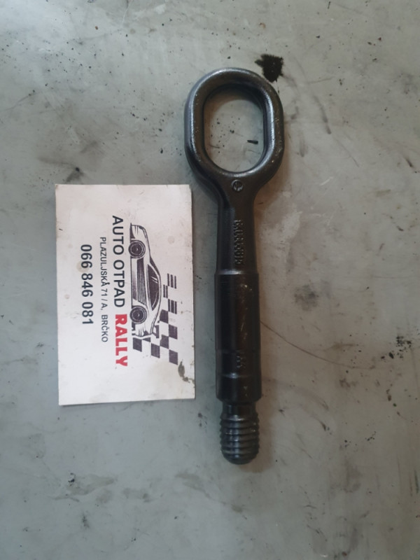 KUKA ZA SLEPANJE AUDI A4 A5 Q5 A6 8K0805615