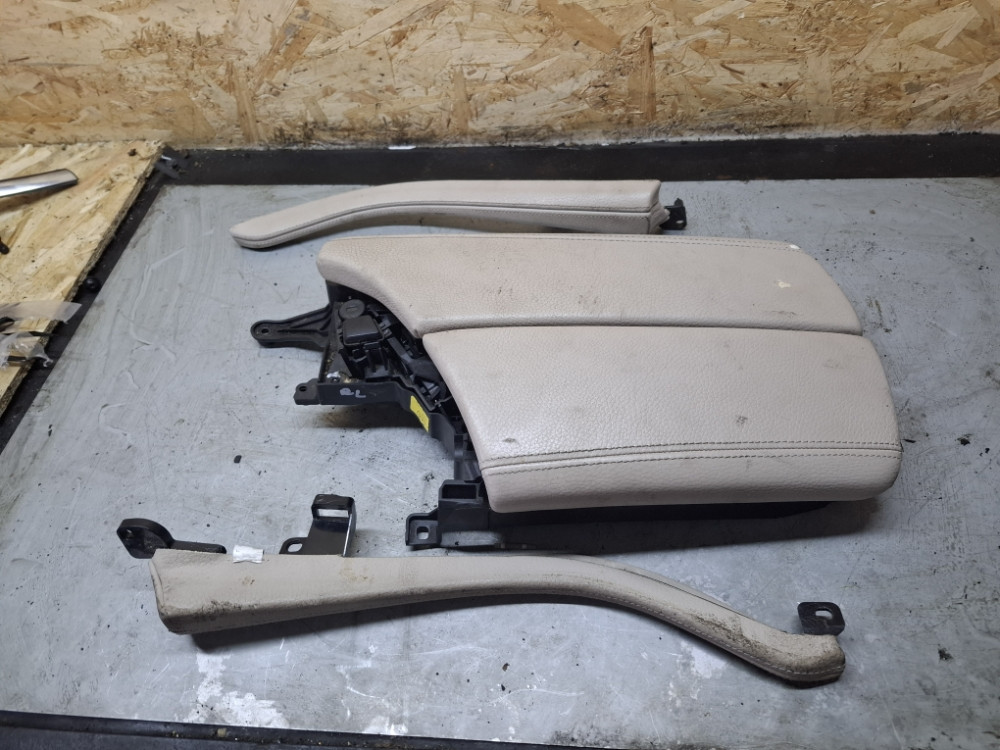 NASLONJAC ZA RUKU BMW 5 F10 F11 BEZ KOZA