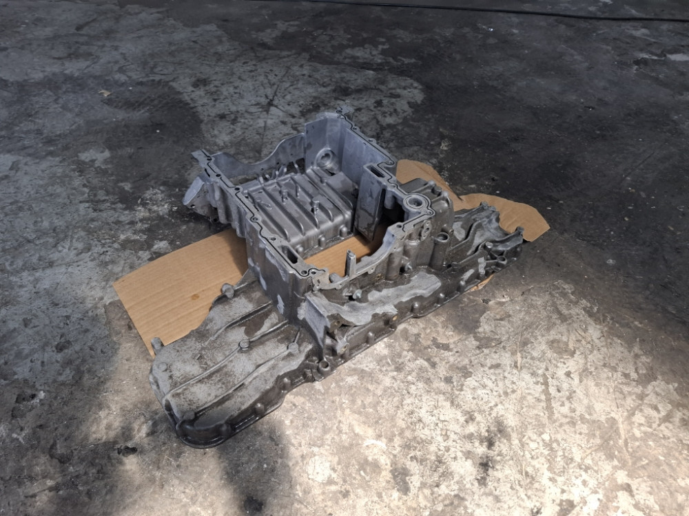 PODKARTER KARTER AUDI Q7 VW TOUAREG 3.0 TDI 059103603AM