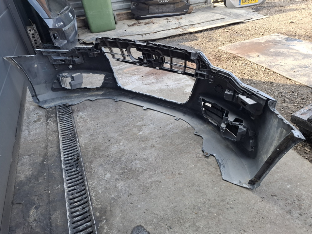 BRANIK KARAMBOLKA PREDNJA AUDI A6 4G C7