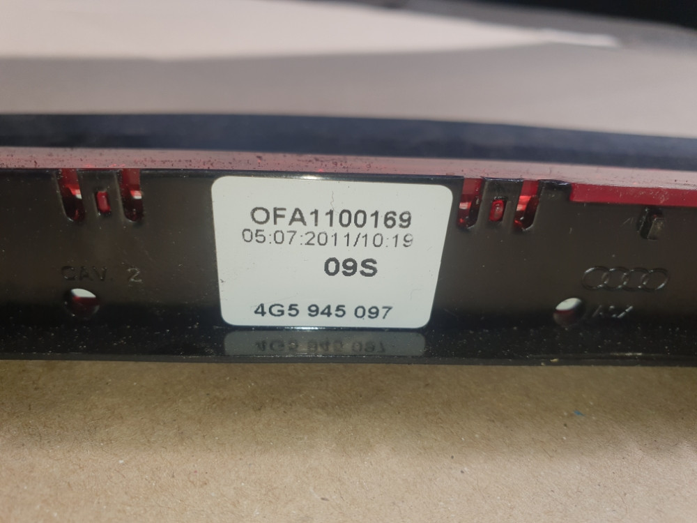 Stop svijetlo gepeka AUDI A6 4G LIMUZINA 4G5945097