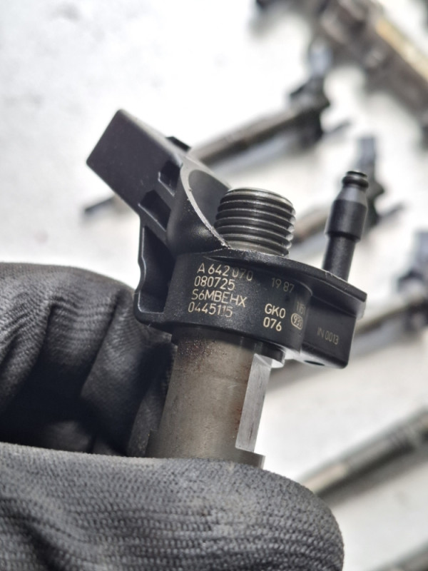 SET DIZNE PUMPA RAMPA GORIVA MERCEDES ML W164 211 GLK 642 320 CDI
