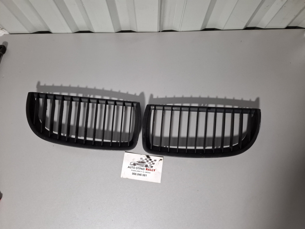 MASKA BUBREZI BMW 3 E90 E91 7120007 7120008