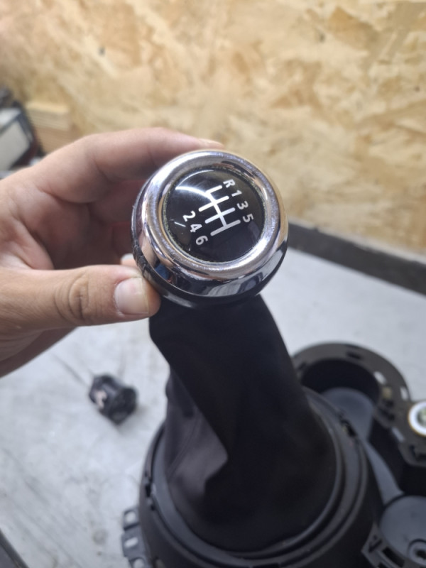 RUCICA MJENJACA MINI COUNTRYMAN R60