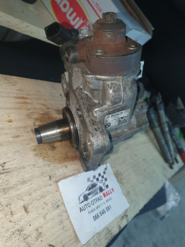 PUMPA VISOKOG PRITISKA GORIVA BMW N47 F30 E90 F10 0445010517 7810