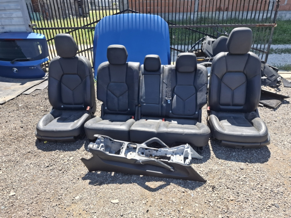 SJEDISTA SEDISTA ENTERIJER PORSCHE CAYENNE II 2010-