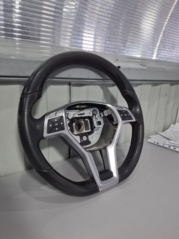 AMG VOLAN MERCEDES A W176 W246 A1724601603