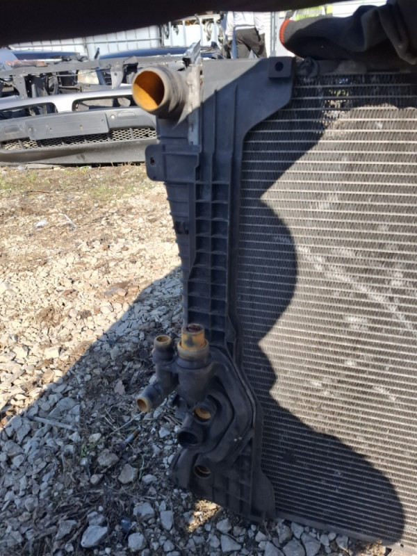 HLADNJAK VODE BMW X5 E53 160KW 7778387