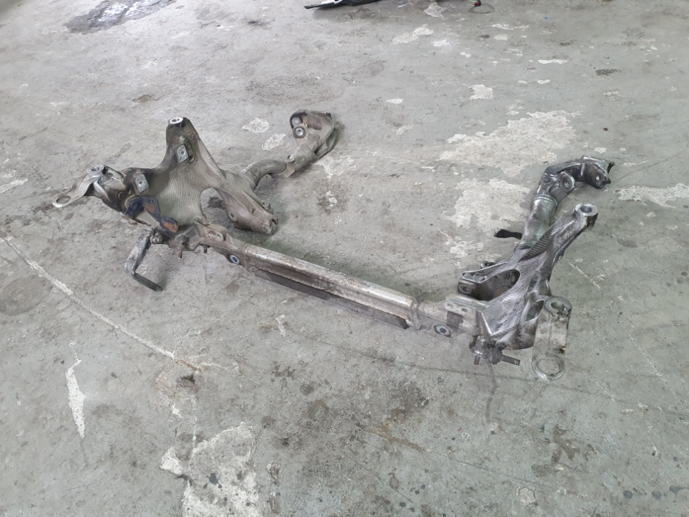 MOST PREDNJI AUDI A4 B8 A5 8T 8K0399315G