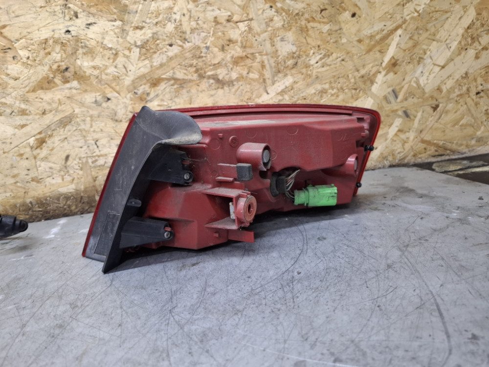 STOPKA STOP SVJETLO LIJEVO AUDI A5 SPORTBACK FACELIFT 8T8945095F