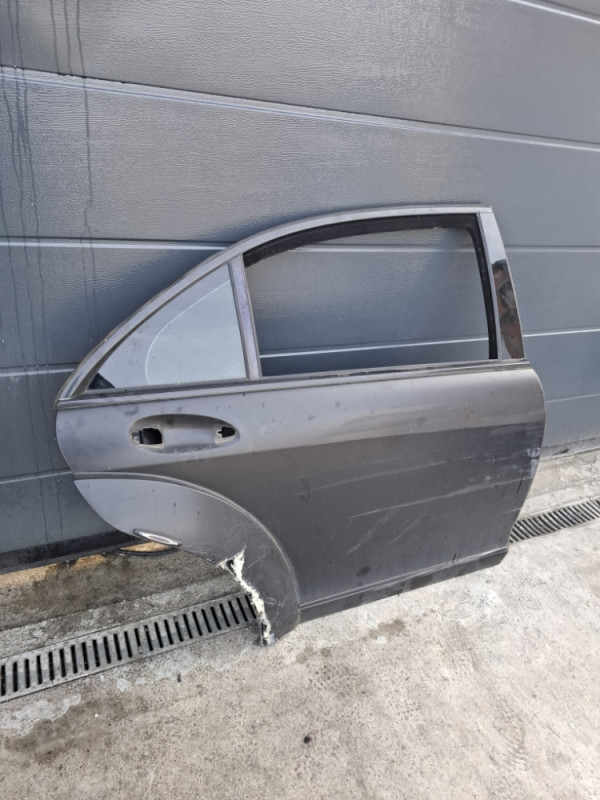VRATA ZADNJA DESNA MERCEDES S W221 LONG