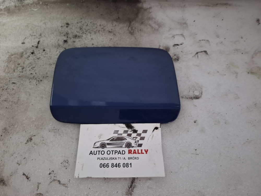 POKLOPAC REZERVOARA BMW 3 E90