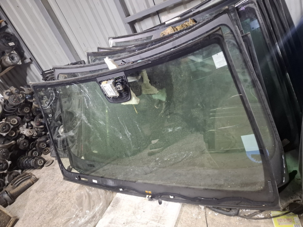SOFER SAJBA MERCEDES CLS W218 X218 ORIGINAL