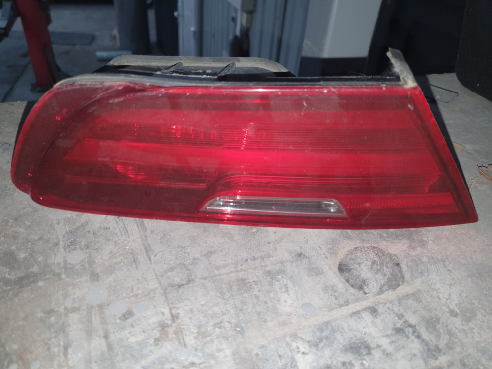 STOPKA LIJEVA UNUTRAŠNJA BMW 6 F12 F13 LED
