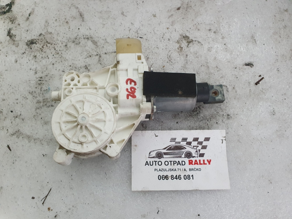 MOTOR MOTORIC PODIZACA STAKLA LIJEVI BMW 3 E92 E93 130822402