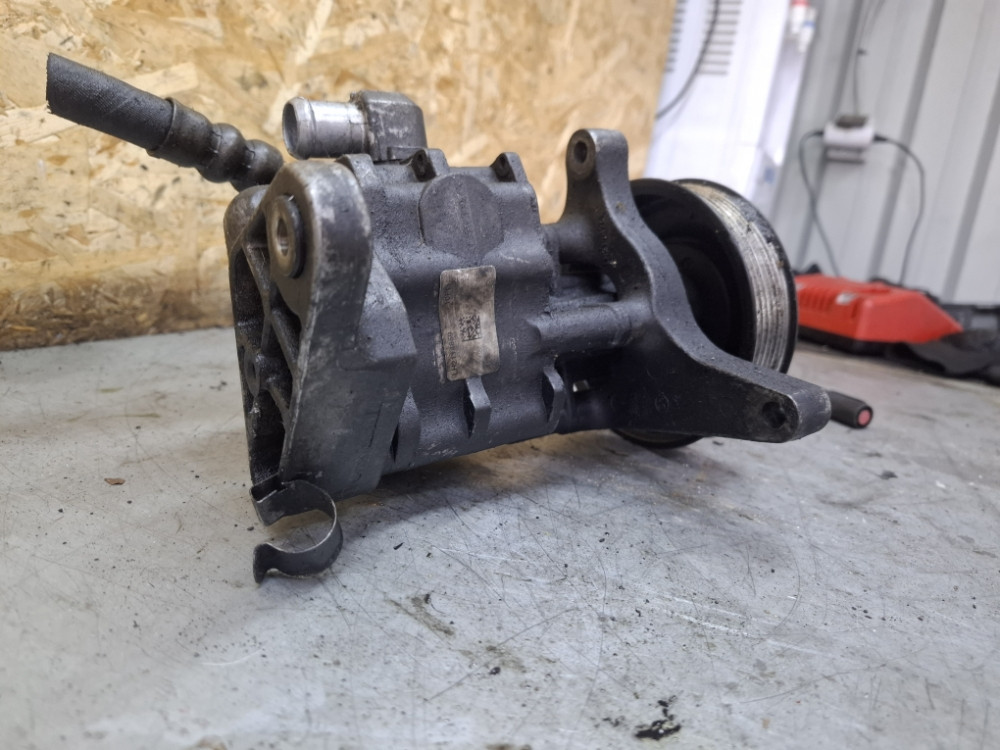 SERVO PUMPA BMW X5 X6 E71 E70 LH2114859 2114859