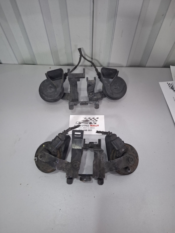 SVIRENA SIRENA AUDI A8 D4 4H