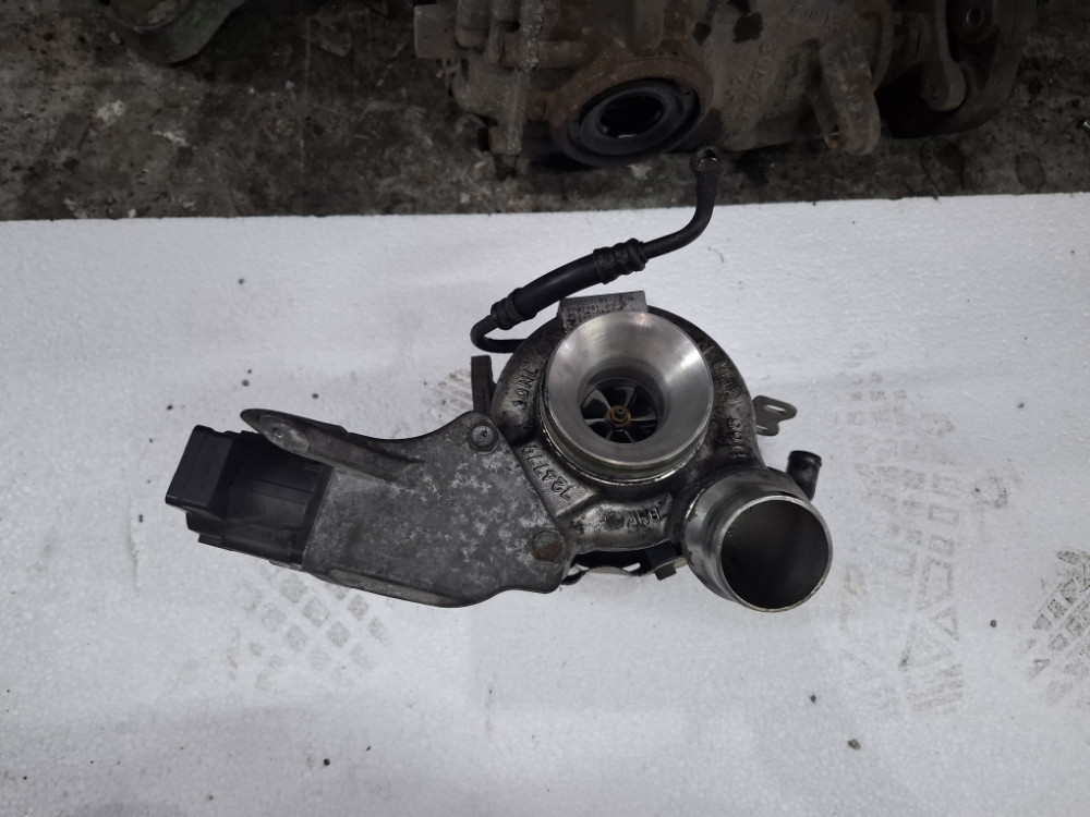 TURBINA TURBO BMW E87 E90 E91 N47 TFO35HL6B 7797781 7343449