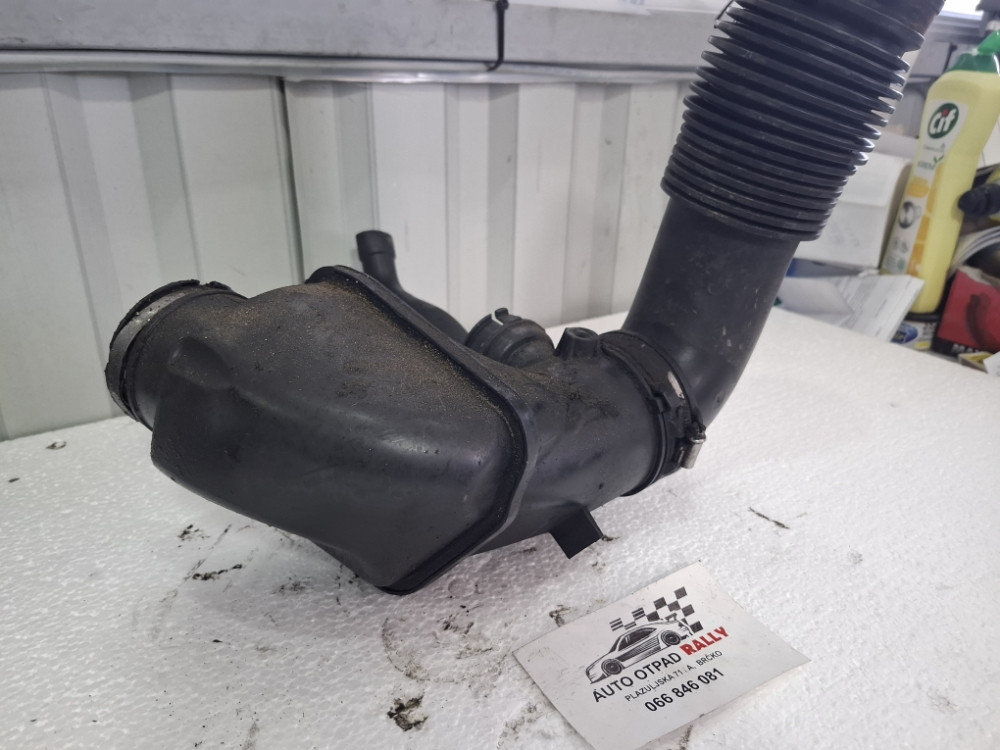 CRIJEVO PLASTIKA FILTERA ZRAKA VAZDUHA MERCEDES W246 a6510900309