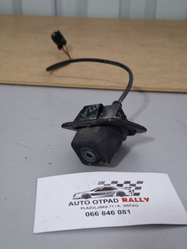 KAMERA RIKVERC MERCEDES S W221 A2218203397