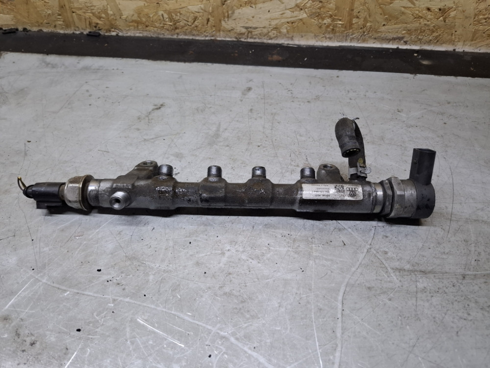 RAMPA GORIVA RAIL SIPKA AUDI Q3 8U 2.0 TDI 03L130089J