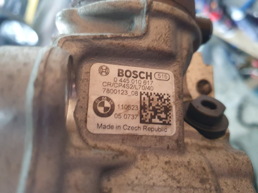 SET DIZNE PUMPA GORIVA RAIL SIPKA BMW F10 F11 F01 E71 N57 7800123