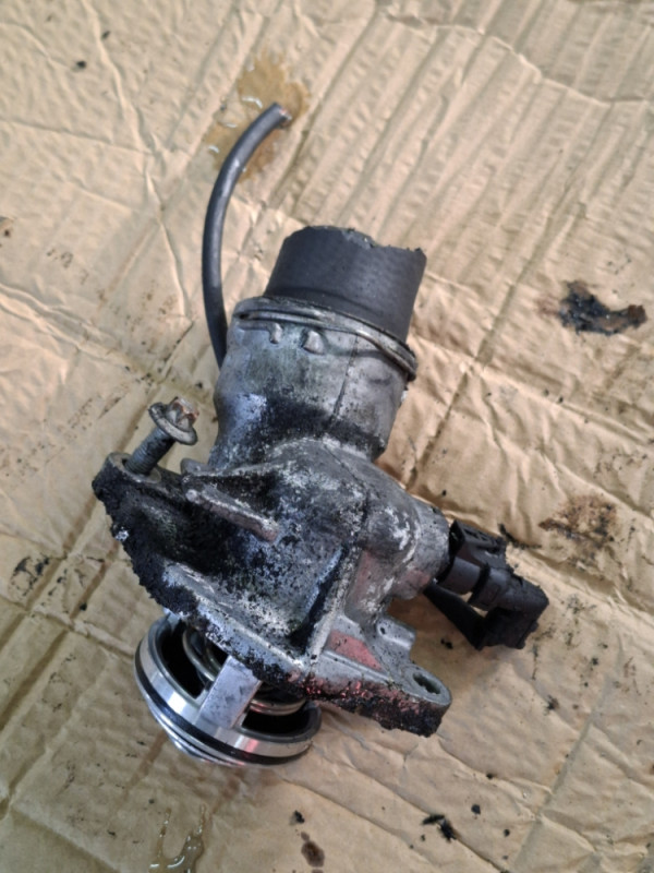 TERMOSTAT MERCEDES W221 350 BENZIN W164 W211