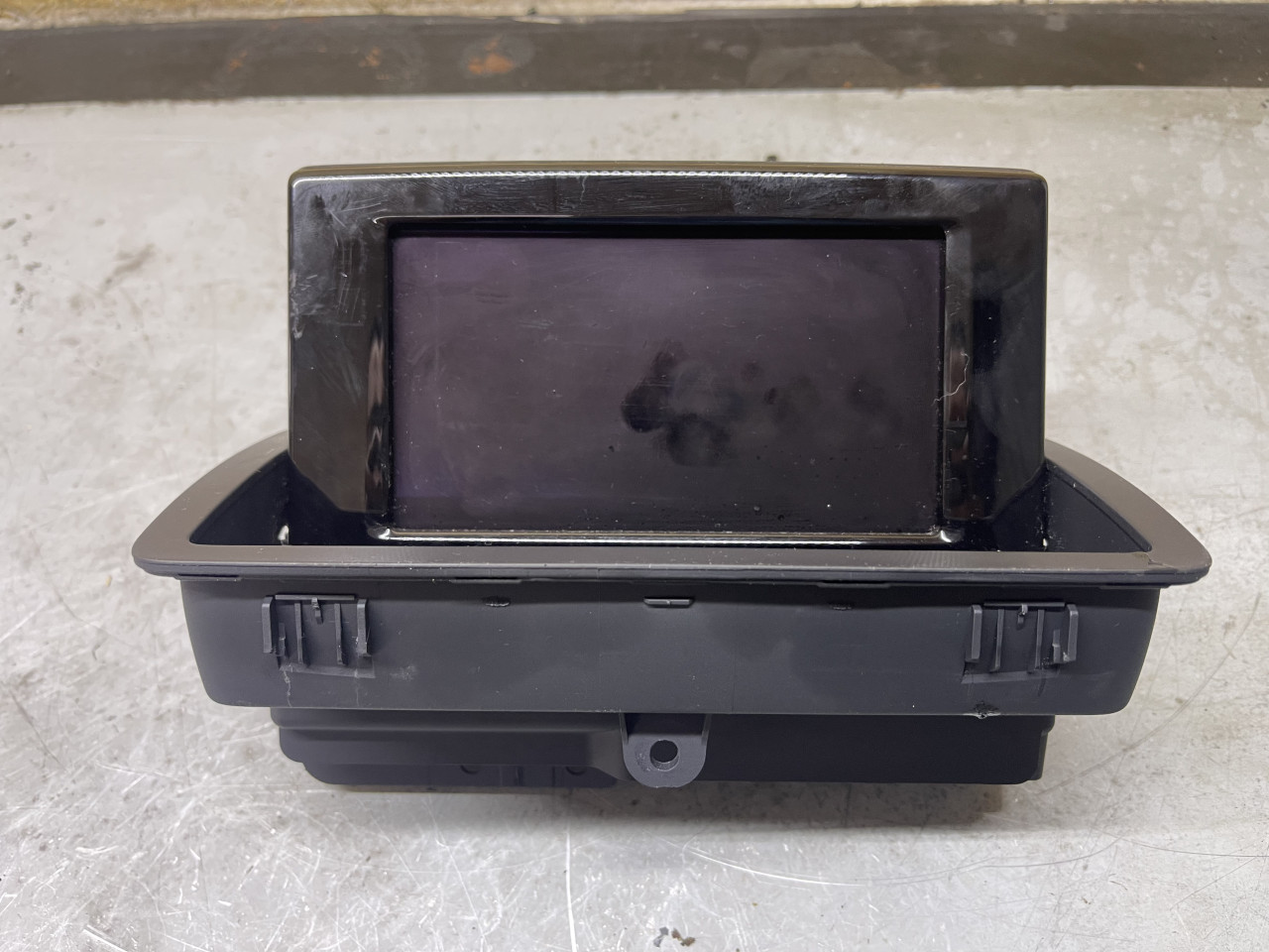 EKRAN DISPLAY AUDI Q3 8U0857273