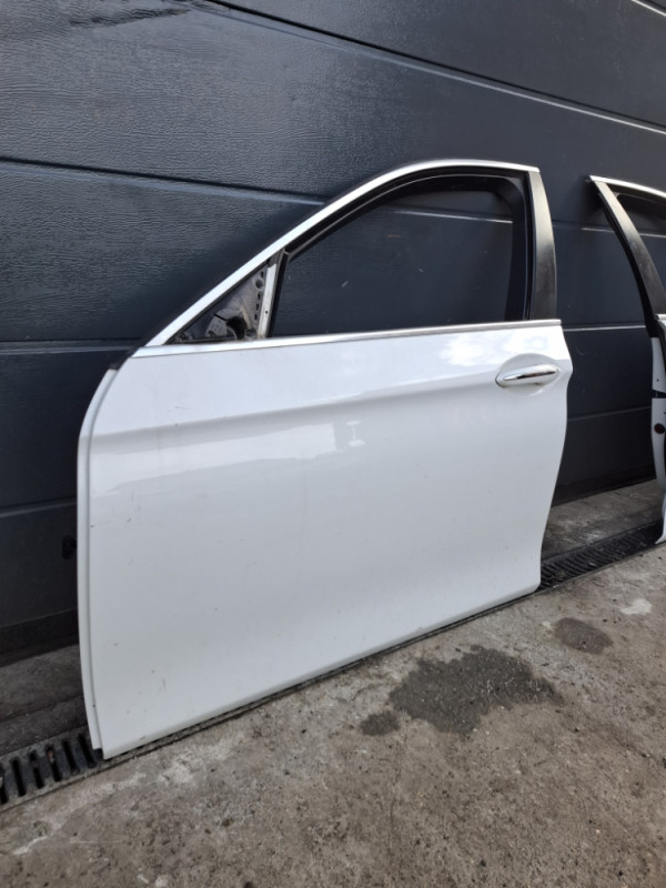 VRATA PREDNJA LIJEVA BMW 5 F10 F11 BIJELA