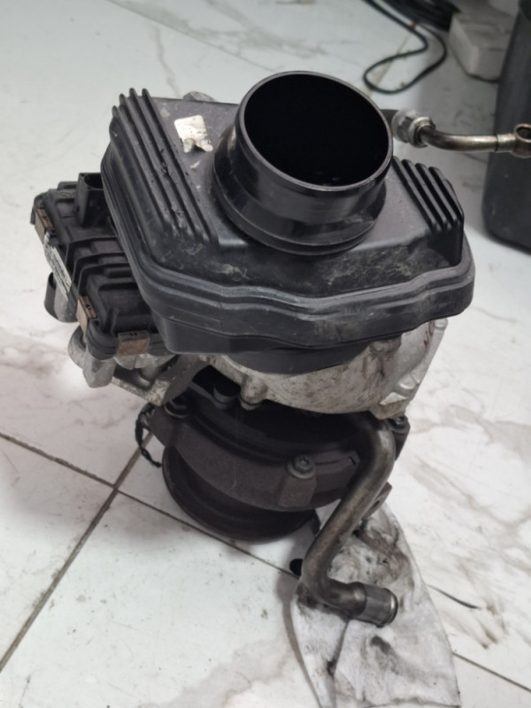 TURBO TURBINA BMW N57 LCI 190KW 530d F10 F11 F07 7823202