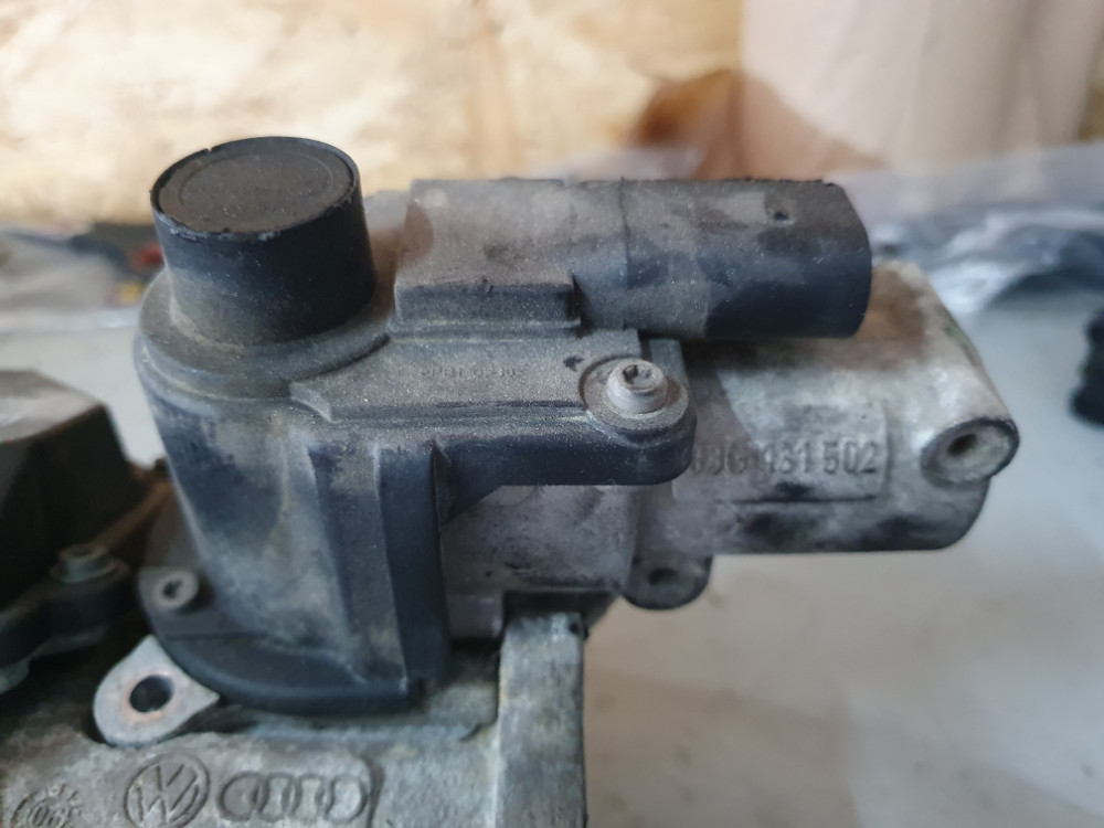 EGR AGR VENTIL AUDI A3 TOURAN GOLF 5 1.9 2.0 TDI 03G131502
